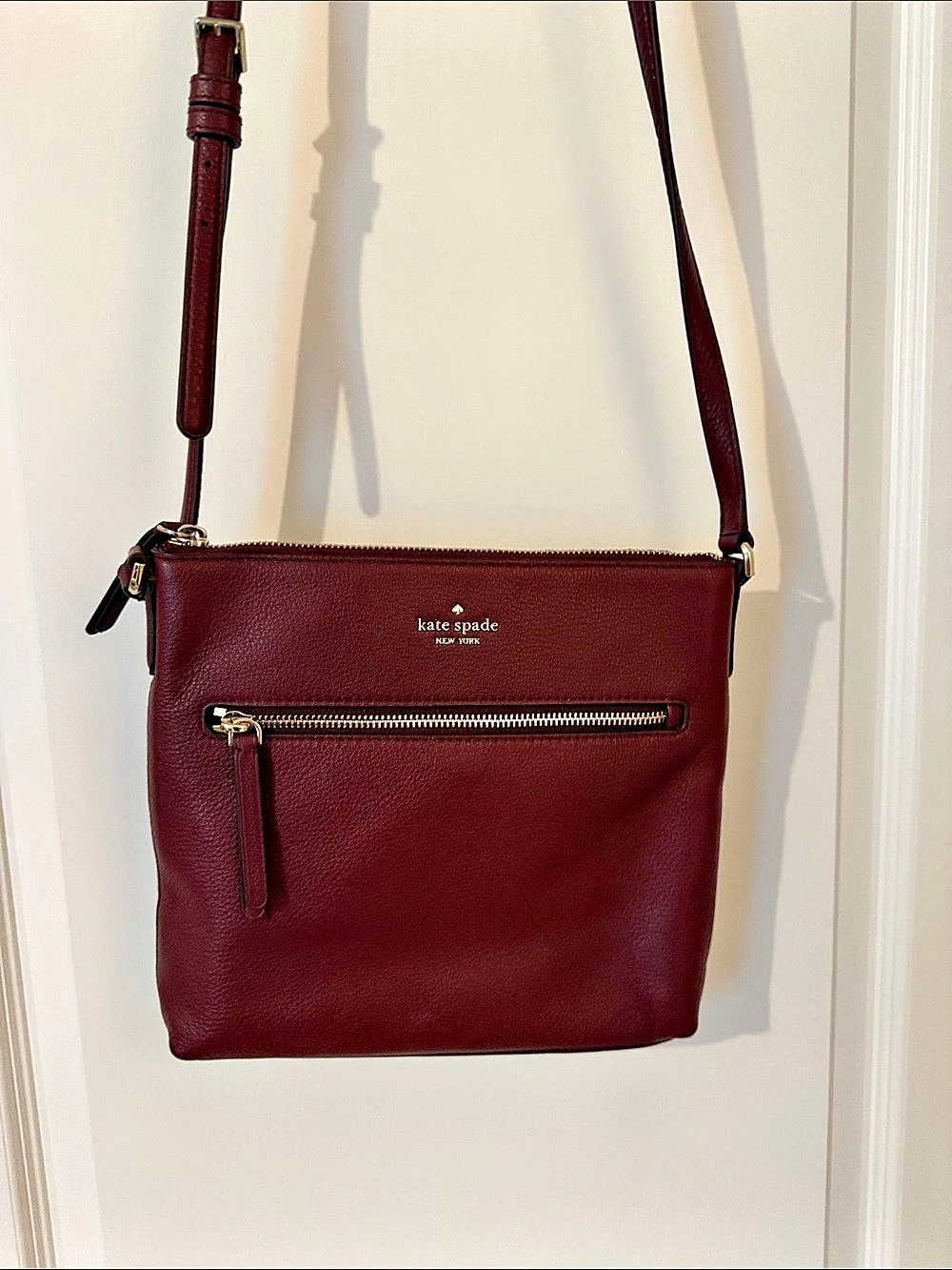 kate spade Jackson Zip Top Crossbody Bag in Burgundy